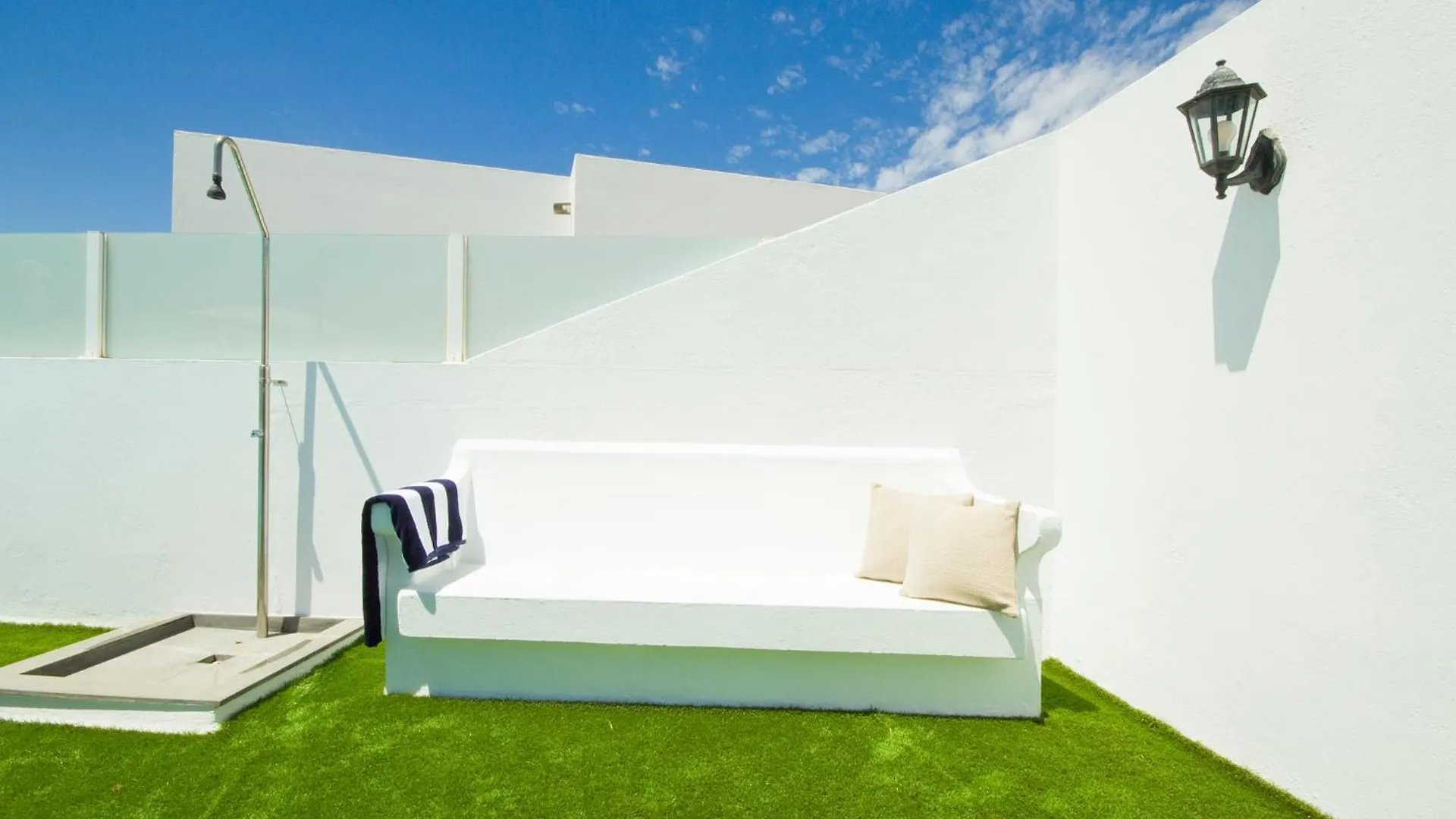 Villa El Golfo - By Az Rentals Puerto del Carmen