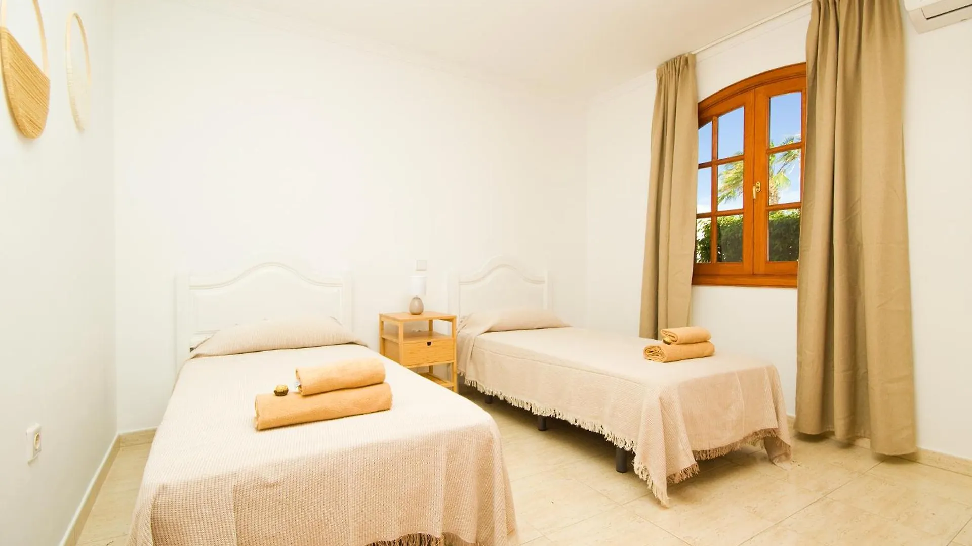 Villa El Golfo - By Az Rentals Puerto del Carmen