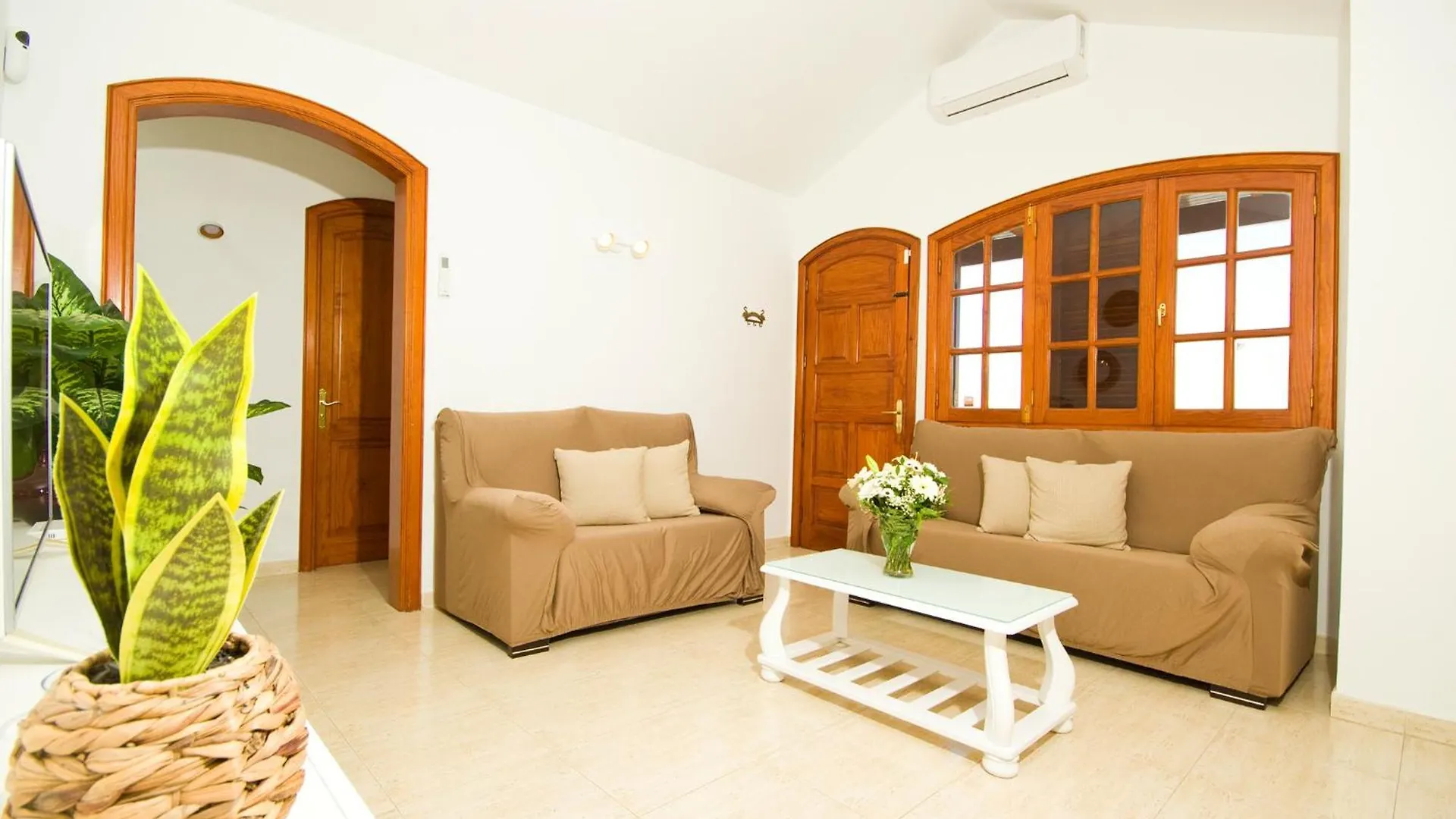 Villa El Golfo - By Az Rentals Puerto del Carmen  0*, Puerto del Carmen (Lanzarote) Spain